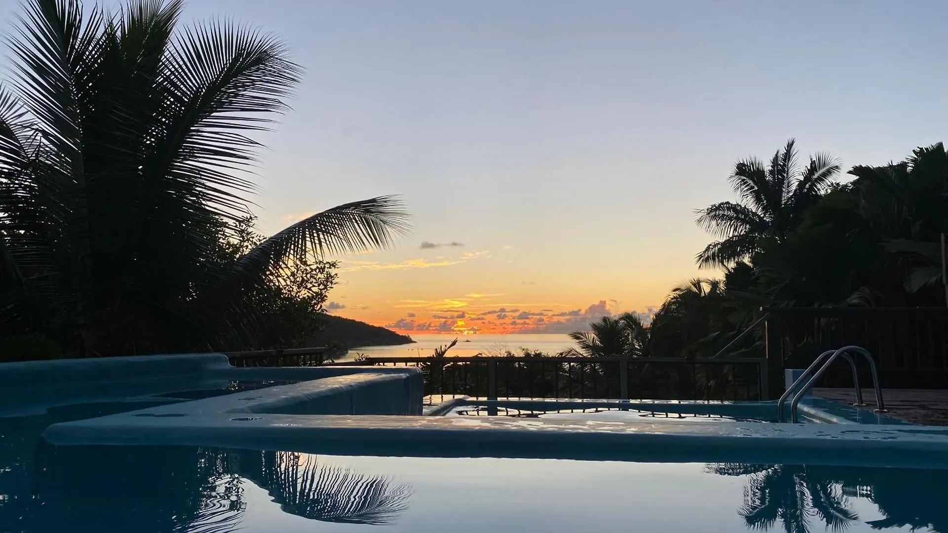 Stephna Residence Anse Boileau Nyaraló
